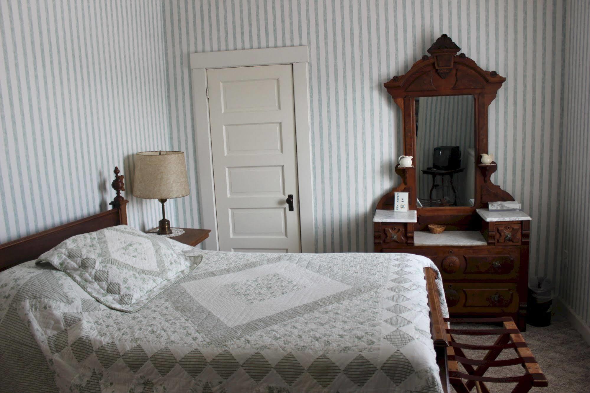 Casselman Inn Grantsville Екстер'єр фото