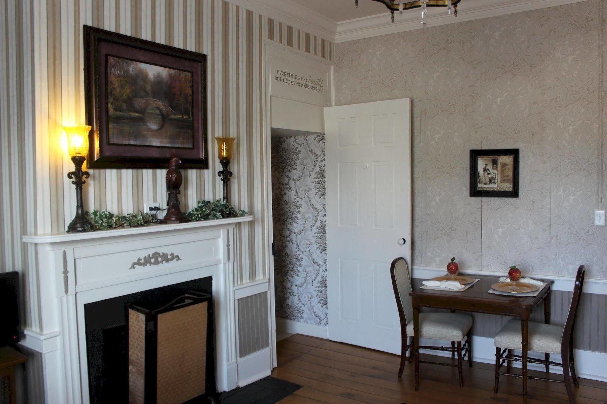 Casselman Inn Grantsville Екстер'єр фото